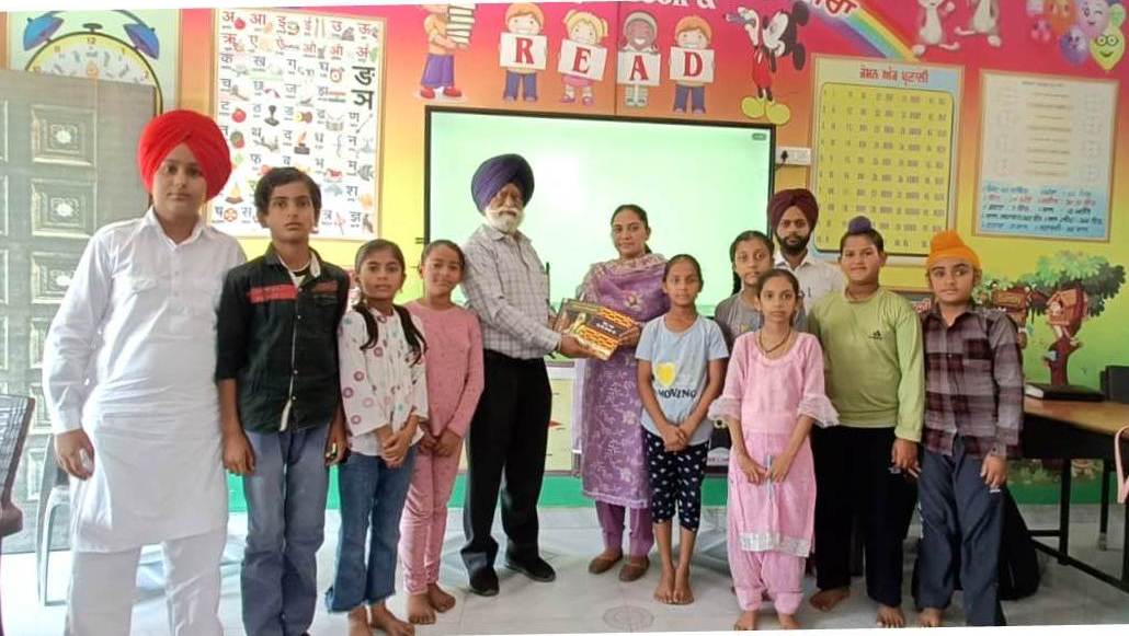 Books given to children by Bahadur Singh Gosal and Gur of easy education